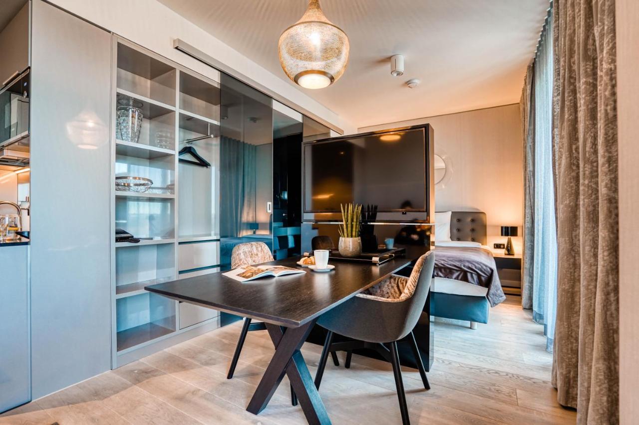 Cloud No7 Apartments Stuttgart Ngoại thất bức ảnh