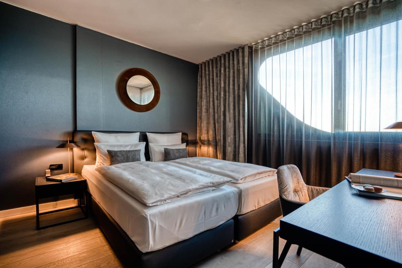 Cloud No7 Apartments Stuttgart Ngoại thất bức ảnh